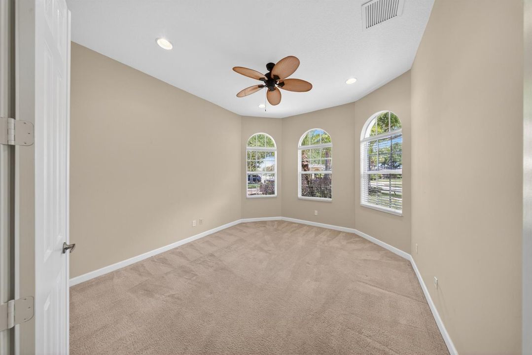 Den2