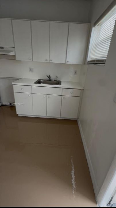 En Renta: $1,400 (1 camas, 1 baños, 2542 Pies cuadrados)