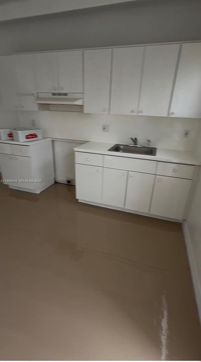 En Renta: $1,350 (1 camas, 1 baños, 2542 Pies cuadrados)