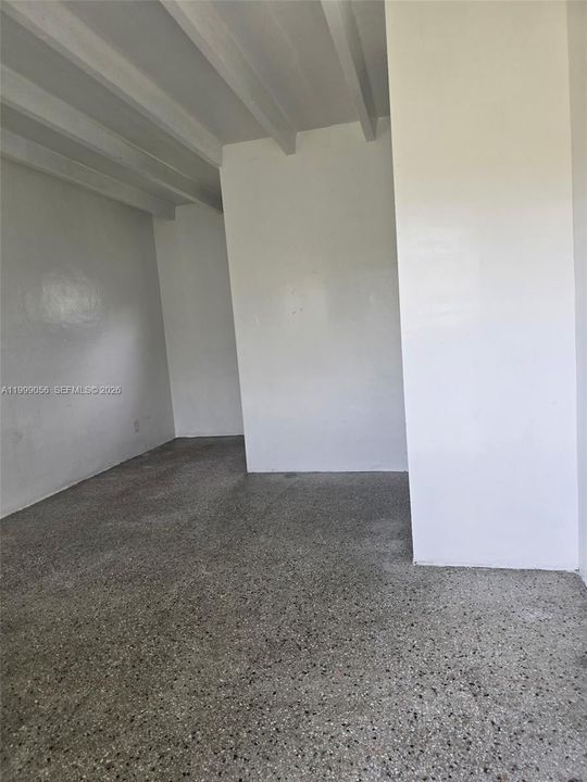 En Renta: $1,400 (1 camas, 1 baños, 3130 Pies cuadrados)