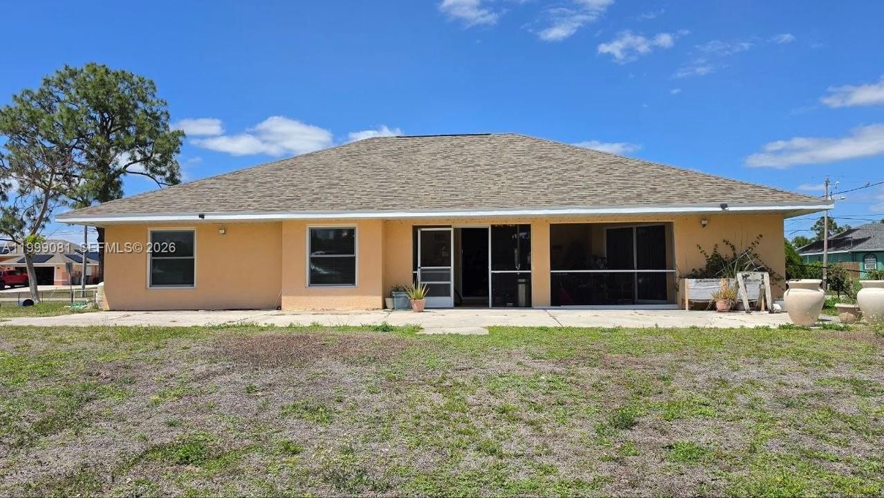 En Venta: $350,000 (3 camas, 2 baños, 0 Pies cuadrados)