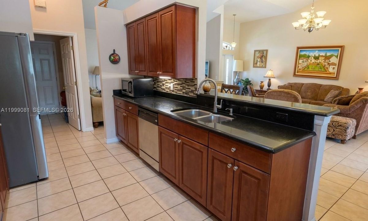 En Venta: $350,000 (3 camas, 2 baños, 0 Pies cuadrados)