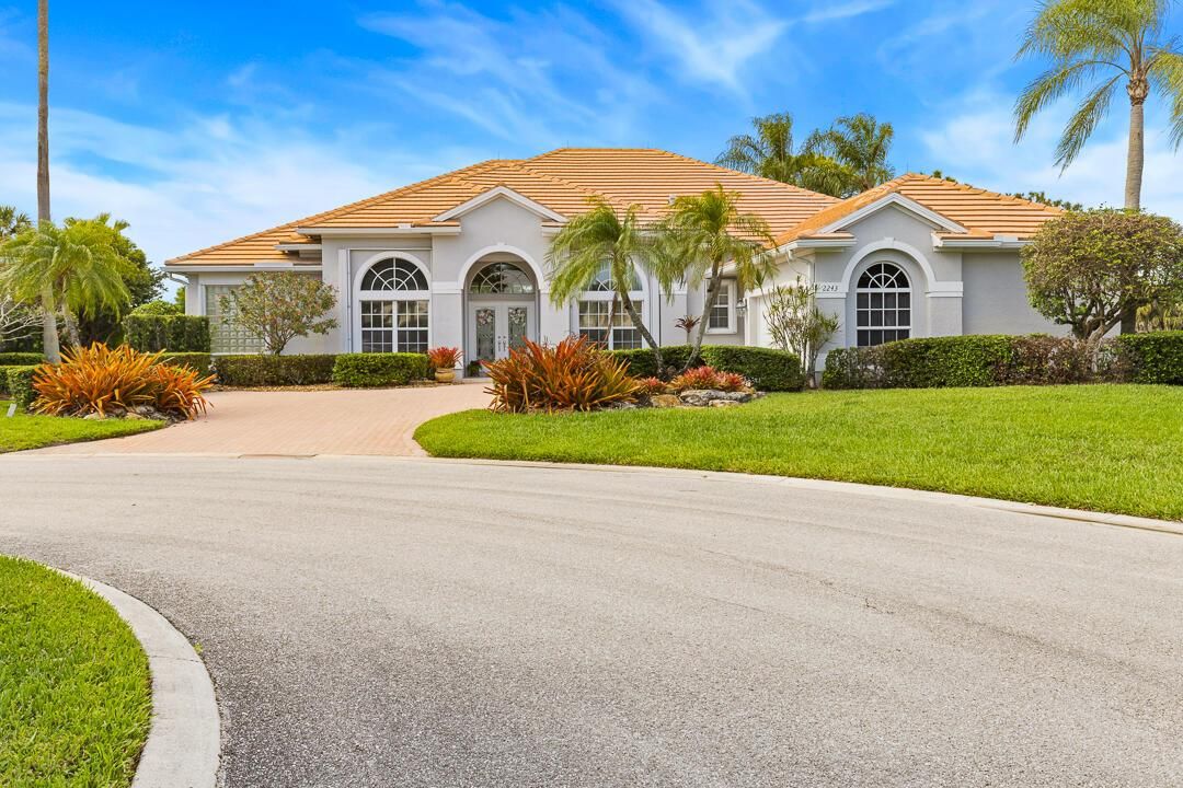 2243 SW Bradford Place-66