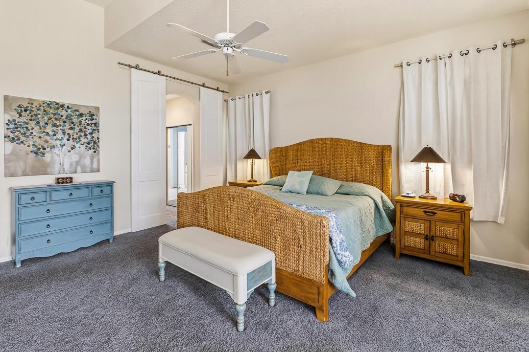 2243 SW Bradford Place-48