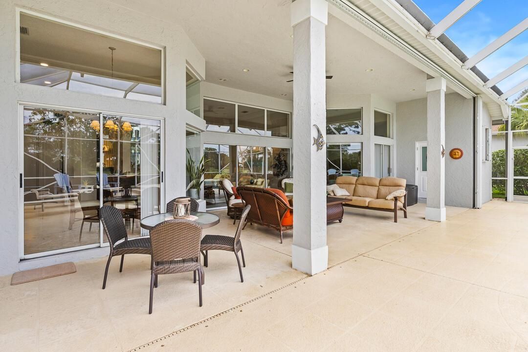 2243 SW Bradford Place-59