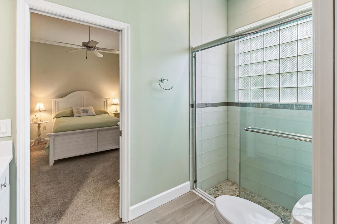 2243 SW Bradford Place-33