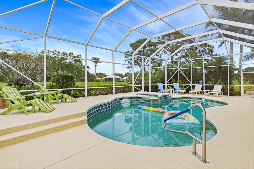 2243 SW Bradford Place-63