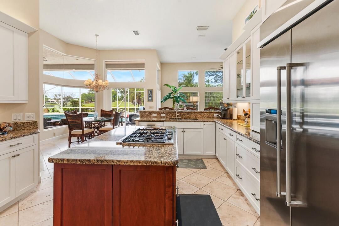 2243 SW Bradford Place-41
