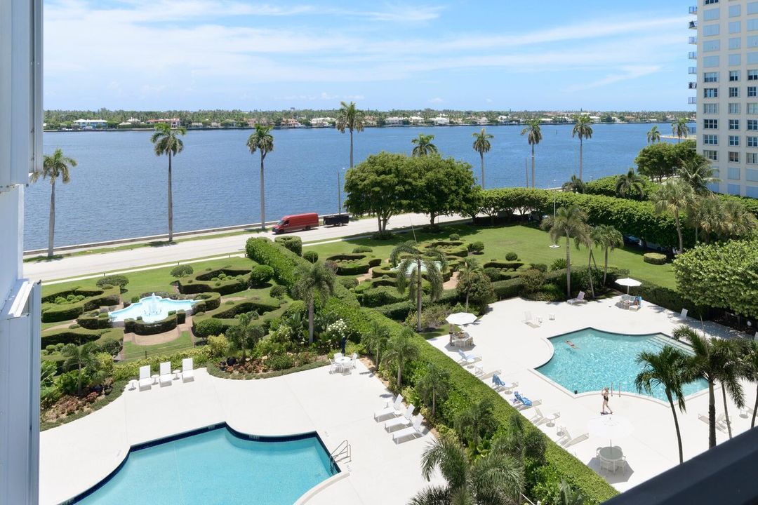 1701 S Flagler Dr Apt 709 West-large-020