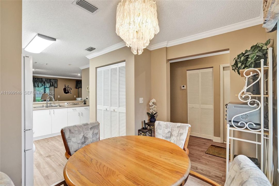 Active With Contract: $515,000 (3 beds, 2 baths, 1648 Square Feet)
