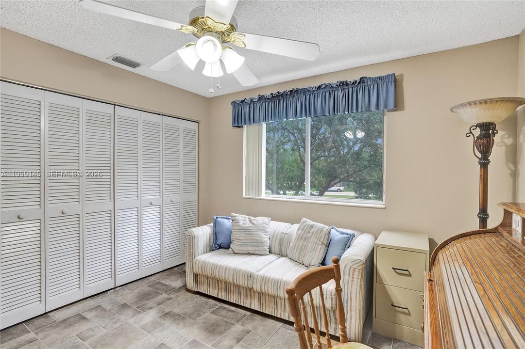 Active With Contract: $515,000 (3 beds, 2 baths, 1648 Square Feet)
