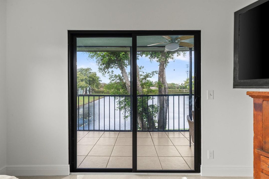 015-15054AshlandWay-102-DelrayBeach-FL-3