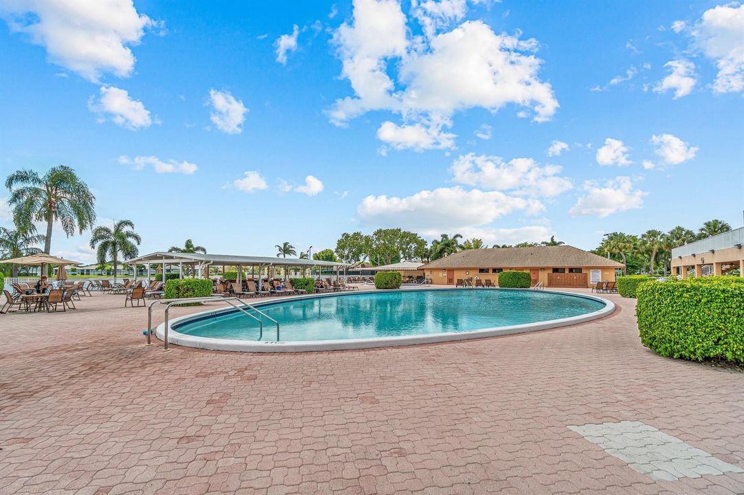 049-15054AshlandWay-102-DelrayBeach-FL-3