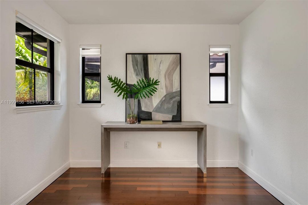 Active With Contract: $1,599,000 (3 beds, 2 baths, 2350 Square Feet)