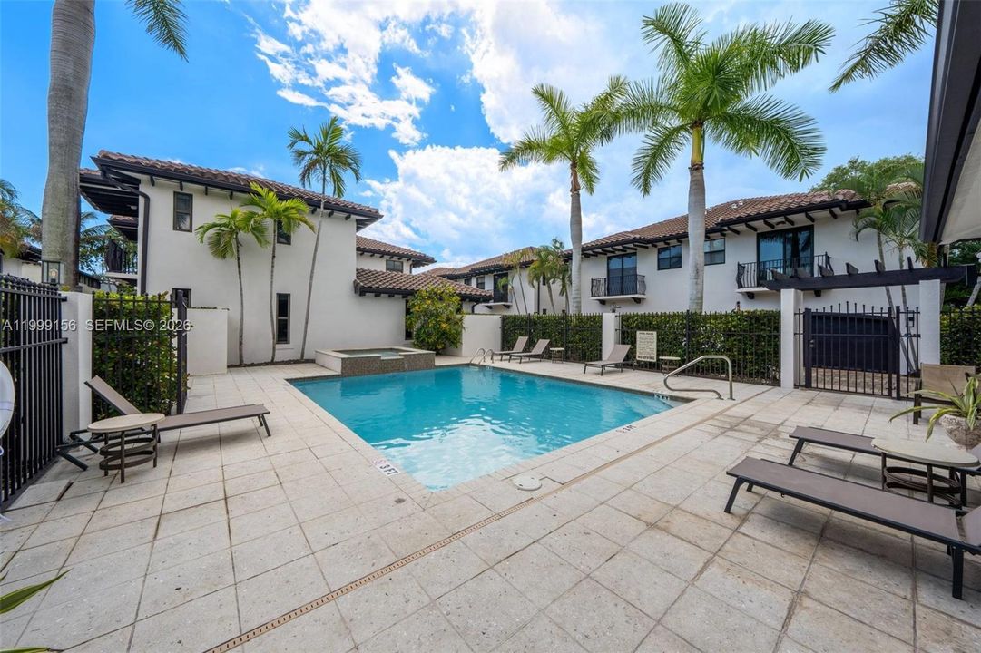 Active With Contract: $1,599,000 (3 beds, 2 baths, 2350 Square Feet)