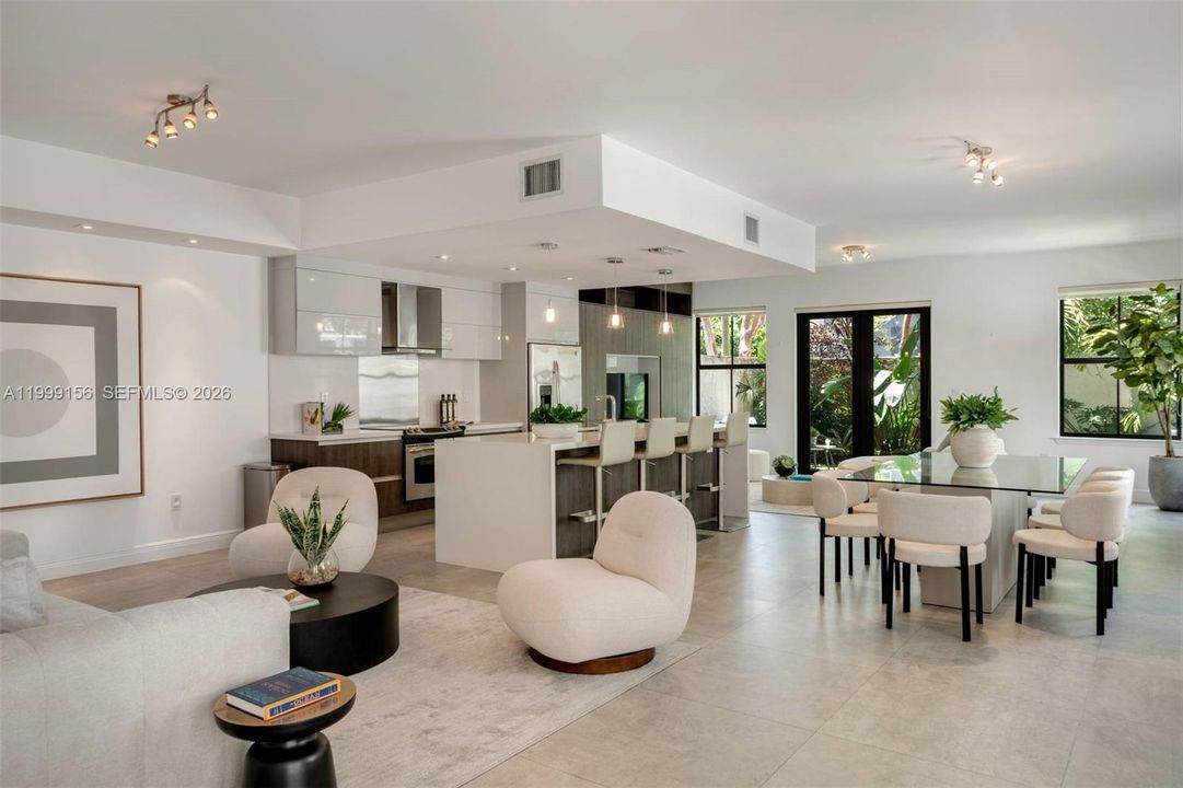 Active With Contract: $1,599,000 (3 beds, 2 baths, 2350 Square Feet)
