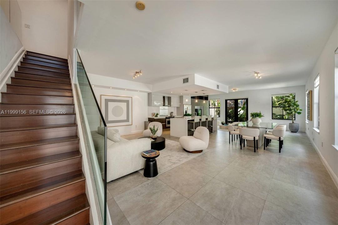 Active With Contract: $1,599,000 (3 beds, 2 baths, 2350 Square Feet)