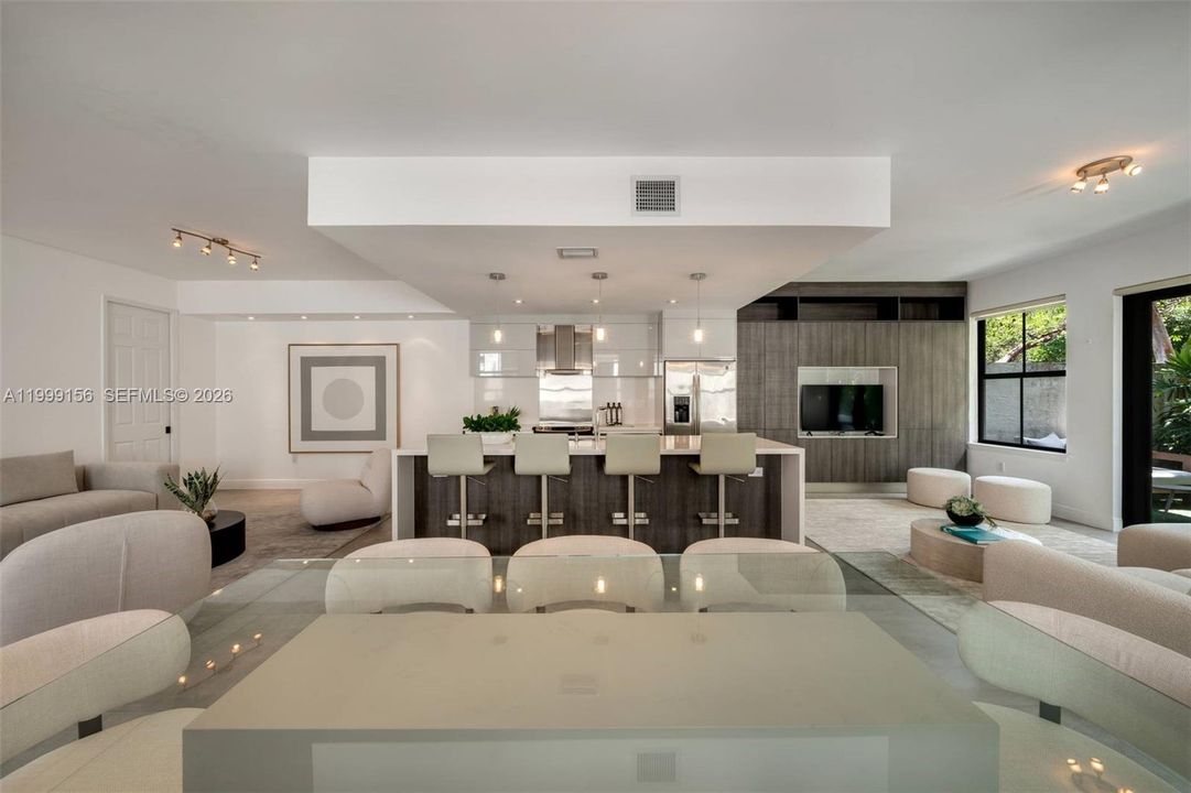 Active With Contract: $1,599,000 (3 beds, 2 baths, 2350 Square Feet)