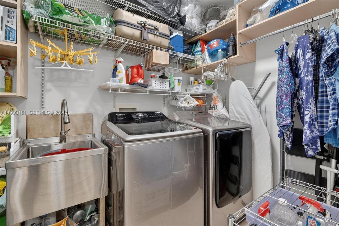 На продажу: $1,675,000 (3 спален, 3 ванн, 2365 Квадратных фут)
