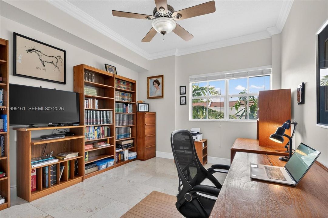 На продажу: $1,675,000 (3 спален, 3 ванн, 2365 Квадратных фут)