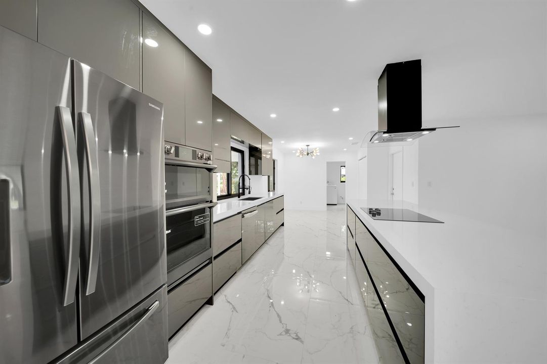 7301 NW 13th Ct Plantation 23
