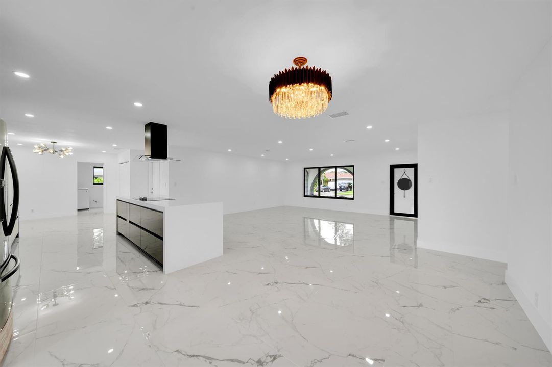 7301 NW 13th Ct Plantation 24