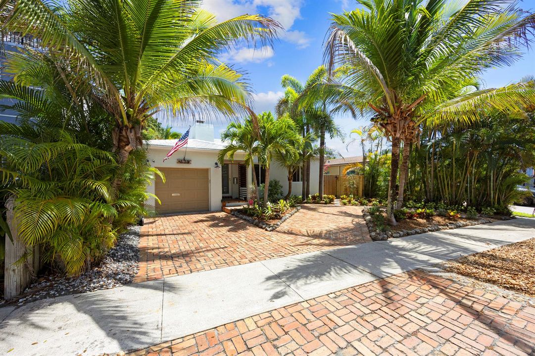 634 NE 17th Way, Fort Lauderdale, FL