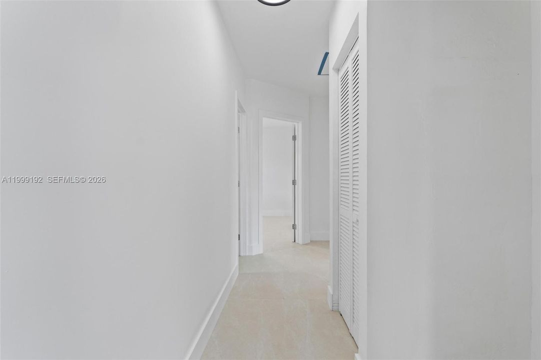 На продажу: $495,000 (3 спален, 2 ванн, 1102 Квадратных фут)