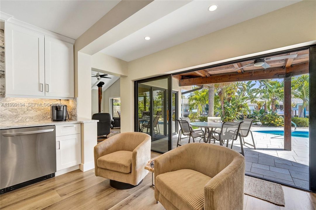 En Venta: $3,480,000 (3 camas, 3 baños, 2722 Pies cuadrados)