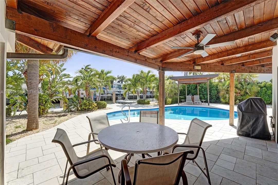 En Venta: $3,480,000 (3 camas, 3 baños, 2722 Pies cuadrados)