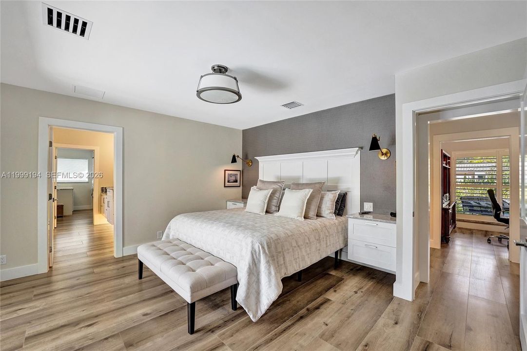 Large Primary Bedroom with bonus sitting area/office