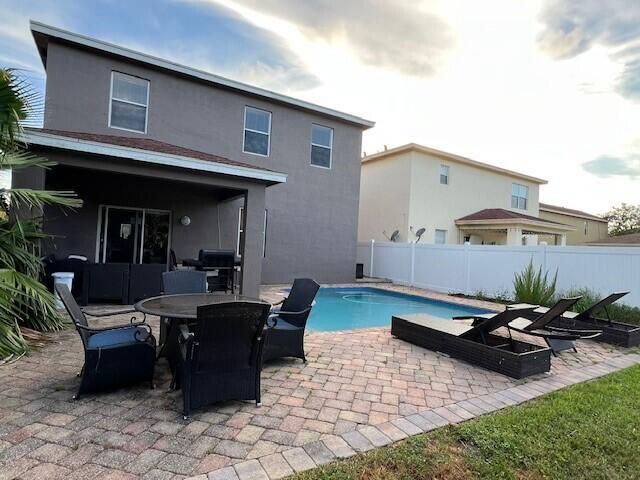 Back of House-Pool-4
