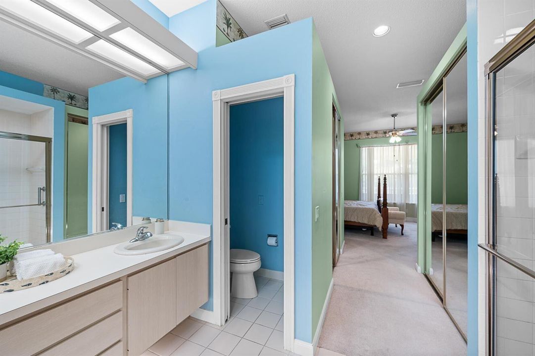 7627 Primary Bath 2