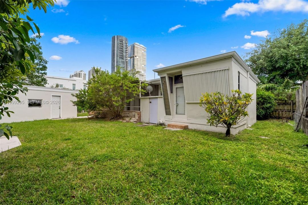 В аренду: $4,950 (3 спален, 2 ванн, 1541 Квадратных фут)