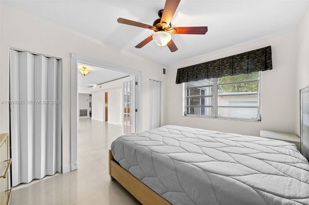 В аренду: $4,950 (3 спален, 2 ванн, 1541 Квадратных фут)