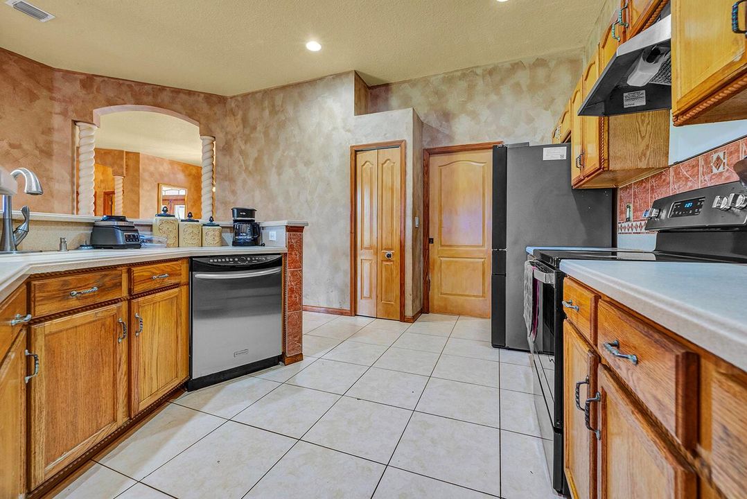 Kitchen 3