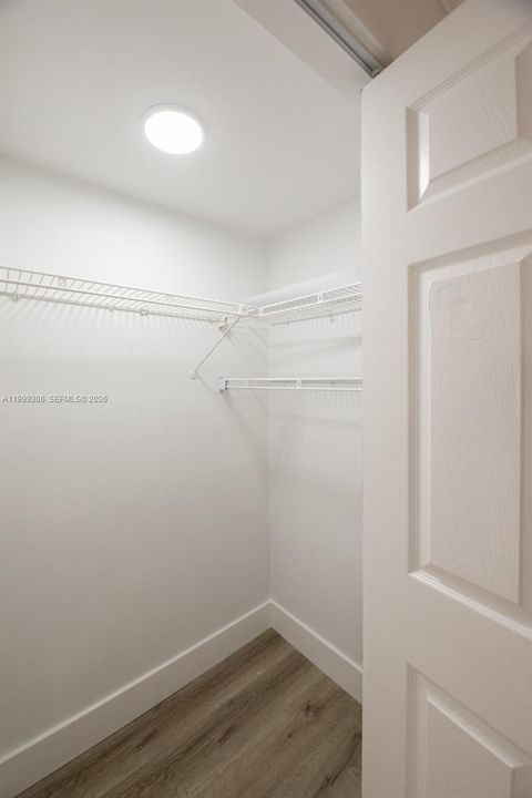 Activo con contrato: $175,000 (2 camas, 2 baños, 970 Pies cuadrados)