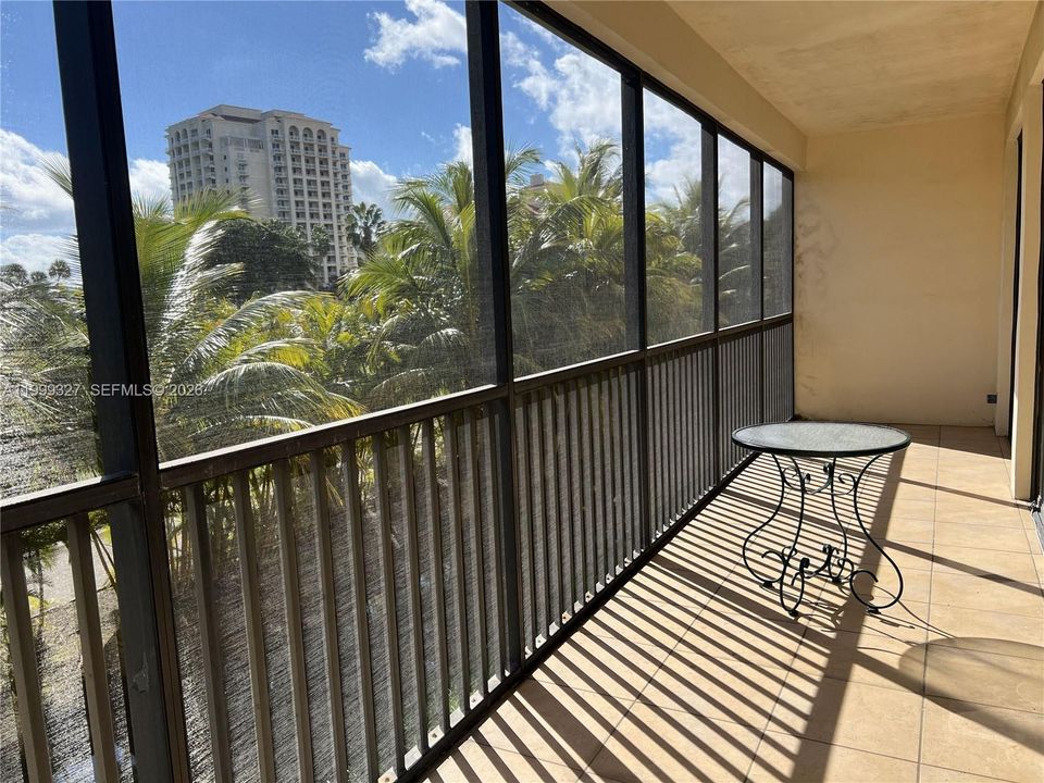 For Sale: $198,000 (2 beds, 2 baths, 1378 Square Feet)