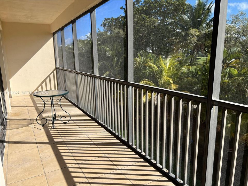 For Sale: $198,000 (2 beds, 2 baths, 1378 Square Feet)