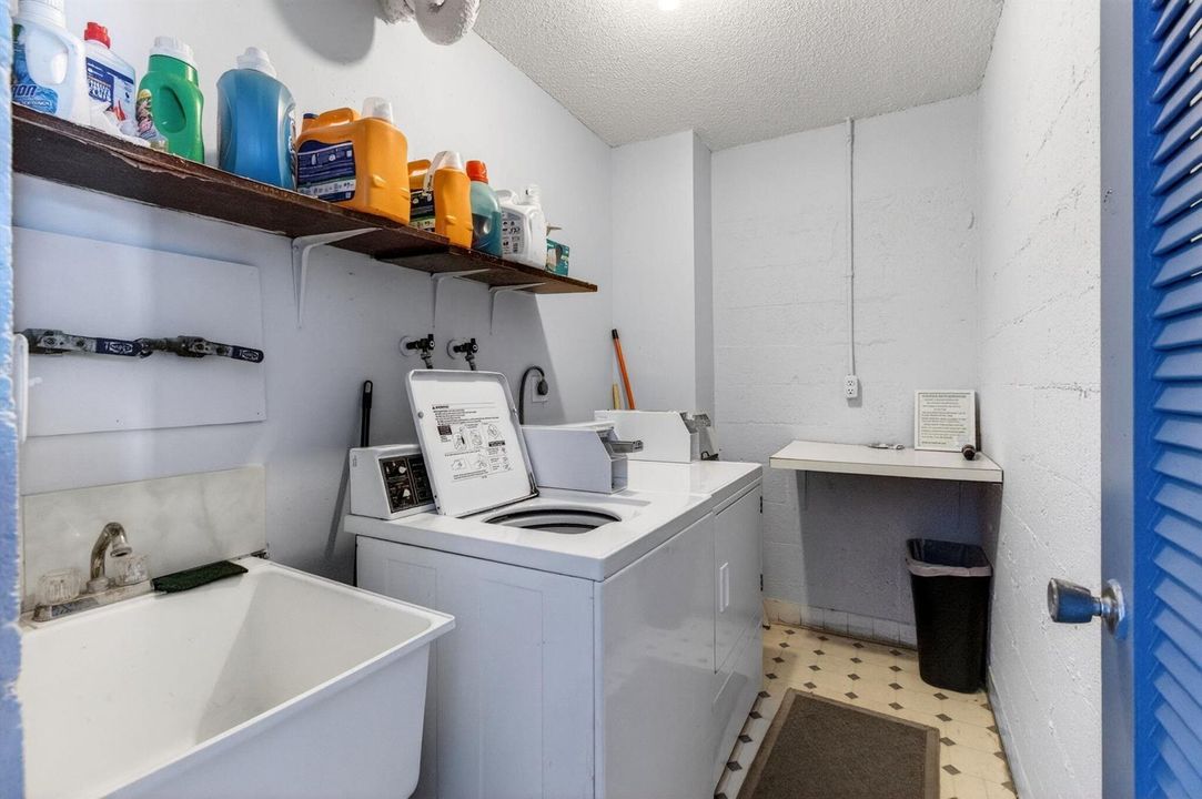 Laundry Communal