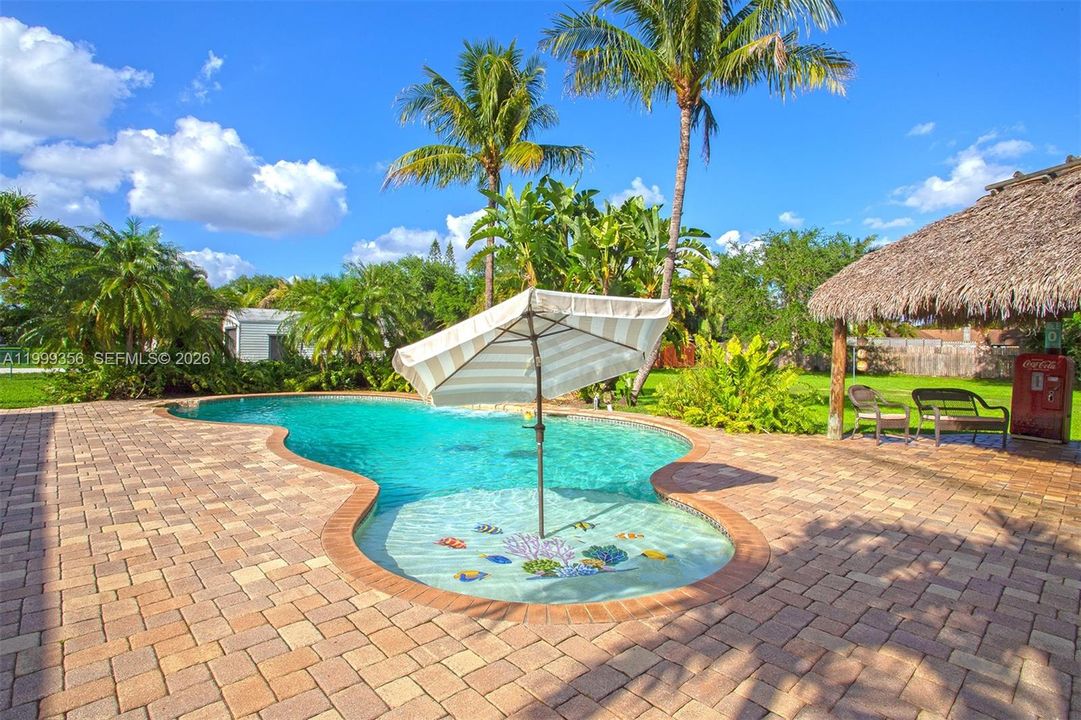Activo con contrato: $1,399,999 (3 camas, 3 baños, 2584 Pies cuadrados)