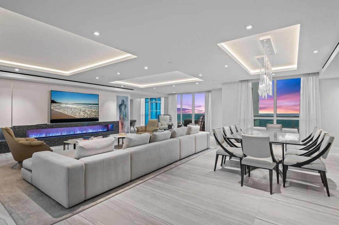 Living/Dinning Area