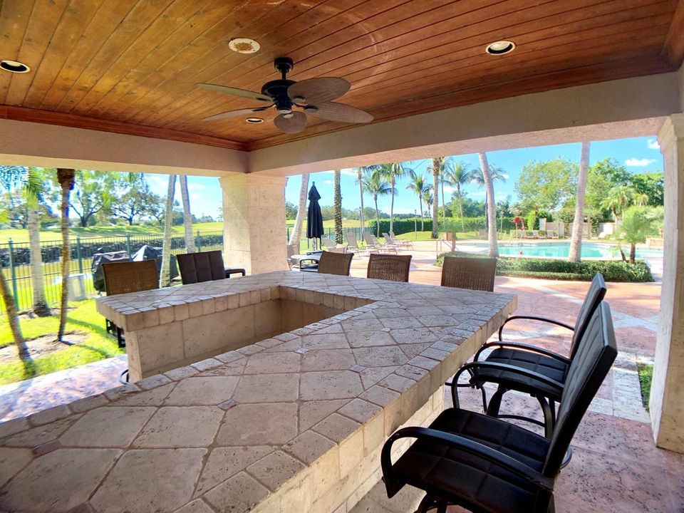 Community Tiki Bar