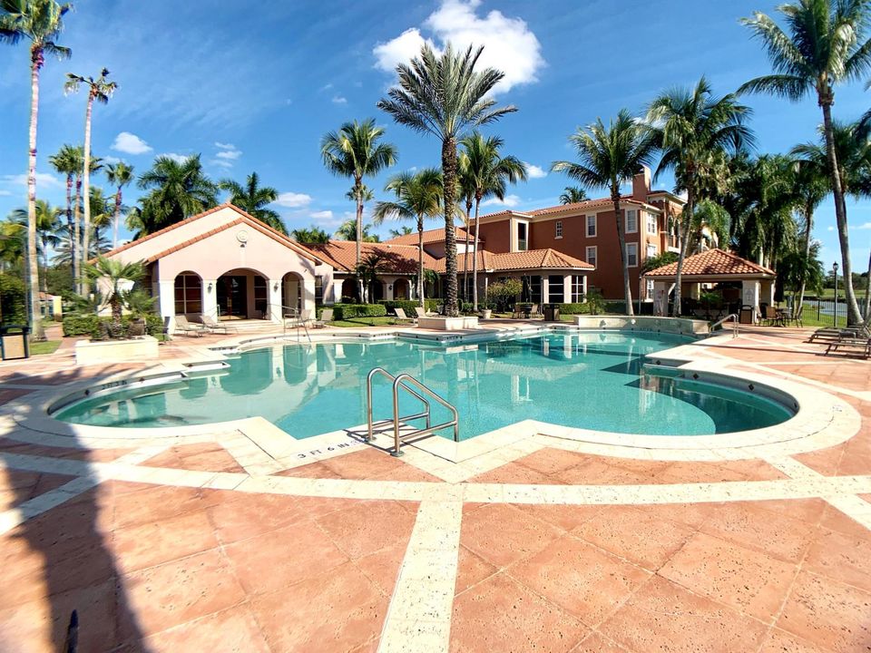 Community Pool (1)