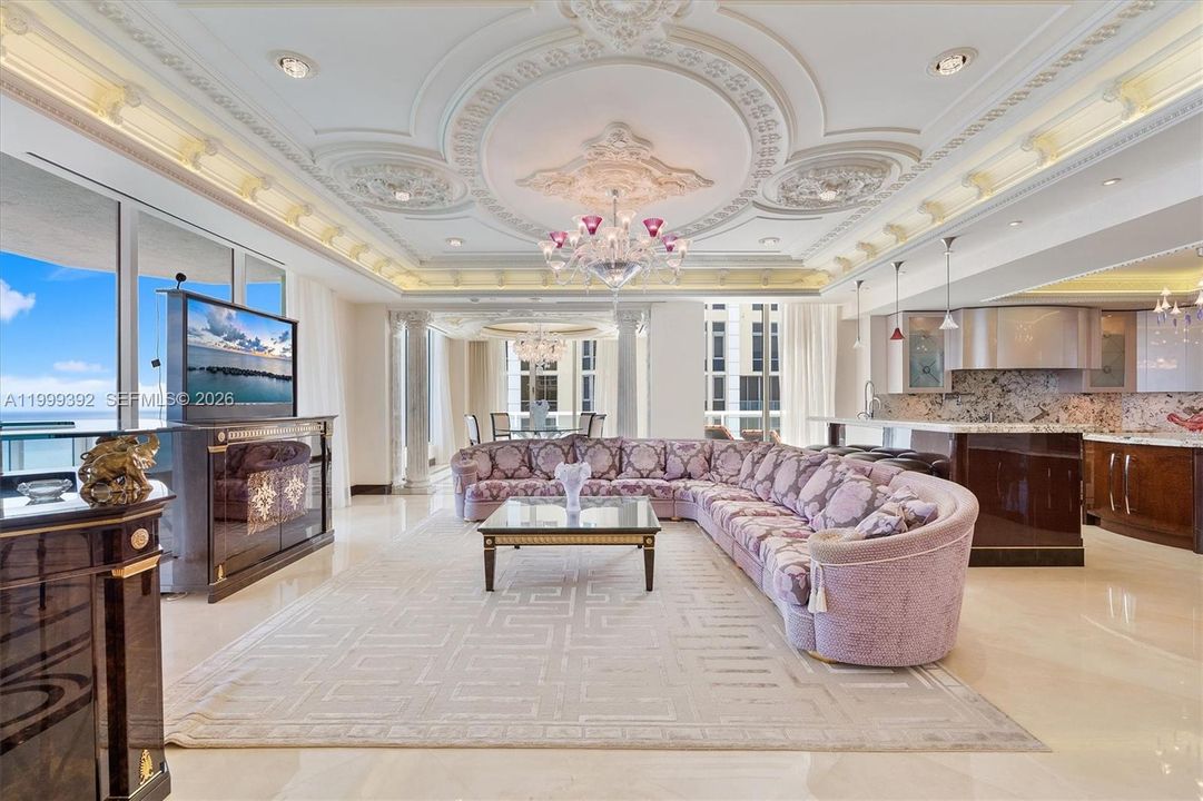 На продажу: $13,495,000 (4 спален, 6 ванн, 6419 Квадратных фут)