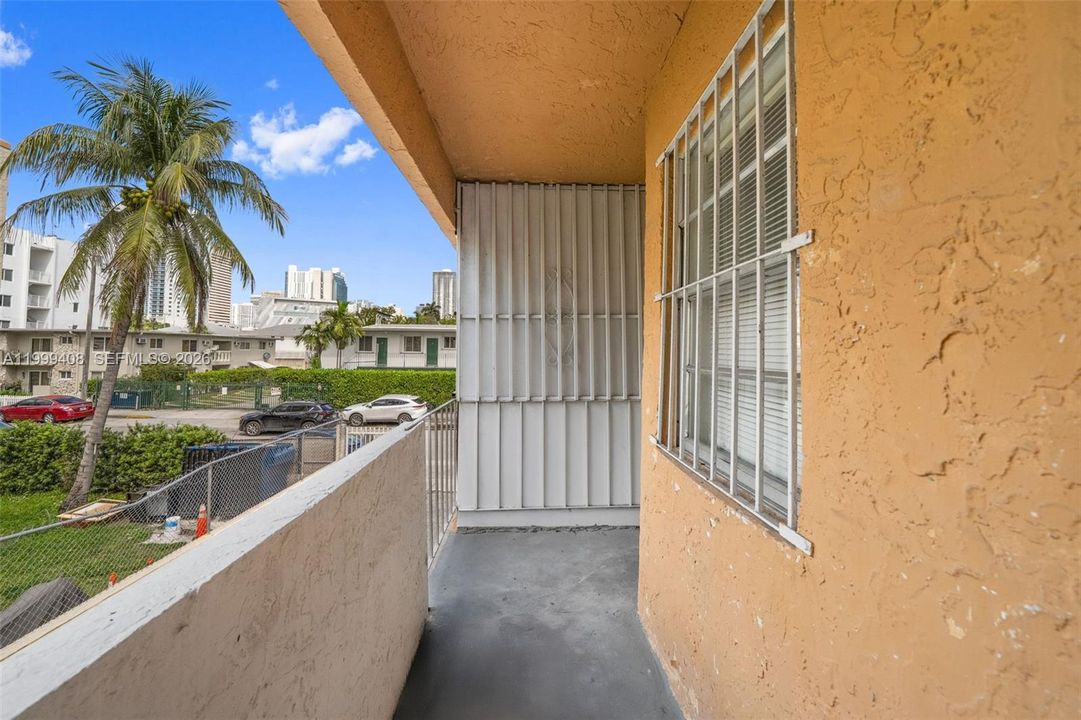 En Venta: $269,000 (2 camas, 1 baños, 680 Pies cuadrados)