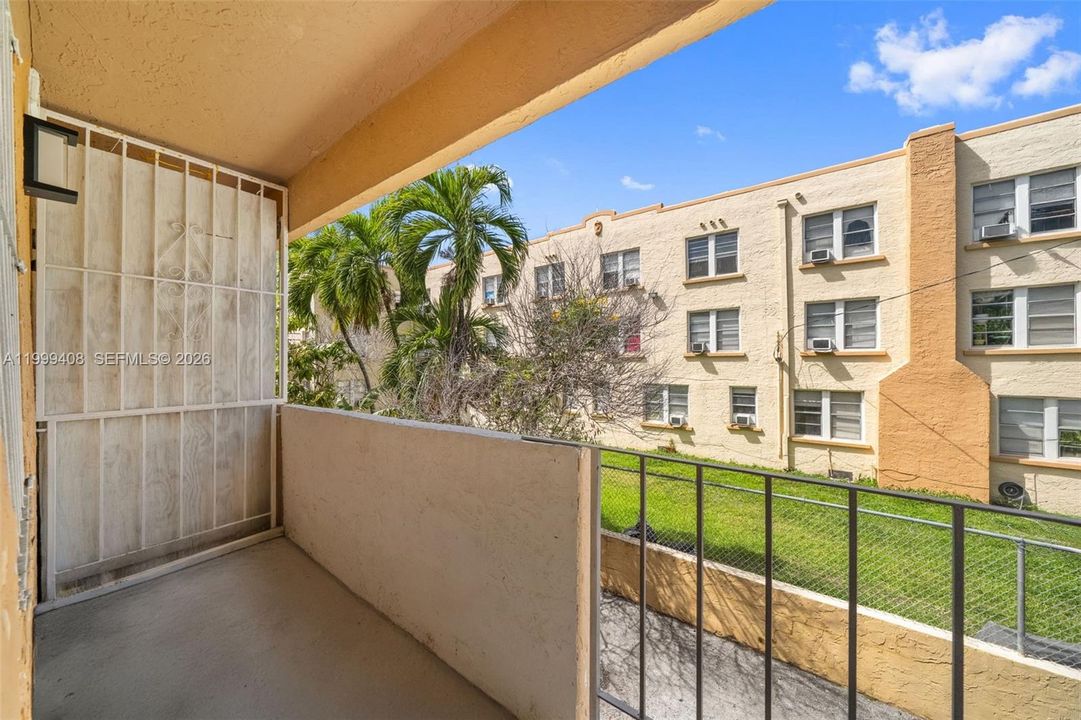 En Venta: $269,000 (2 camas, 1 baños, 680 Pies cuadrados)