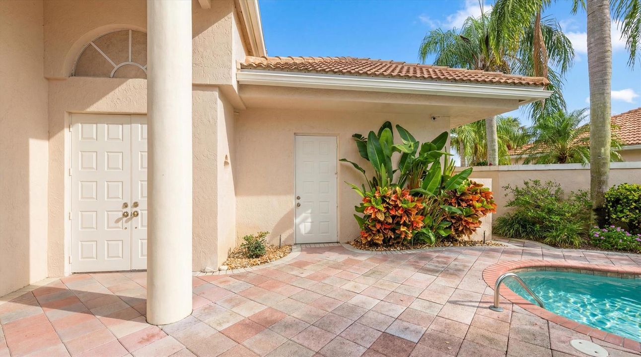09-10802 Greenbriar Villa Dr