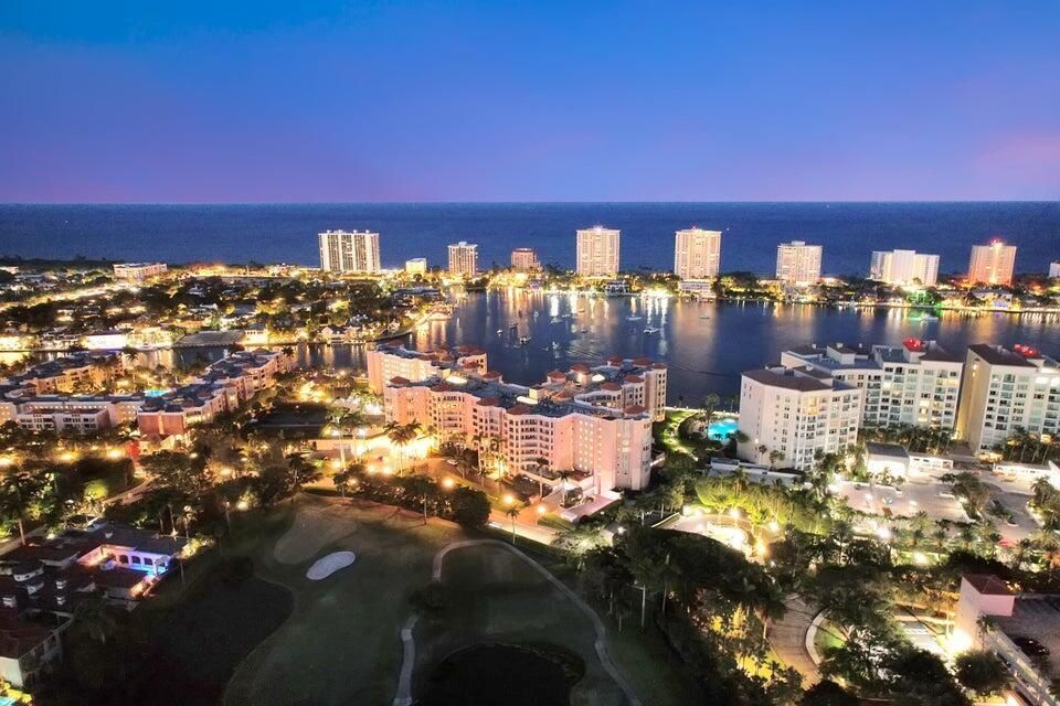 mizner viallage night