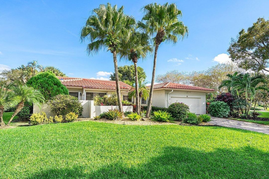 002-18BristolLane-BoyntonBeach-FL-33436-